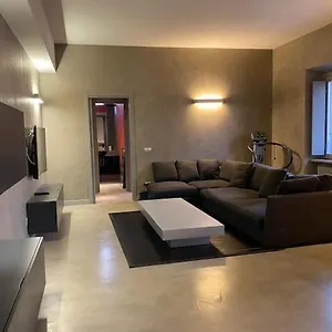 Spacious & Elegant Near Corso Como - Maroncelli Mailand
