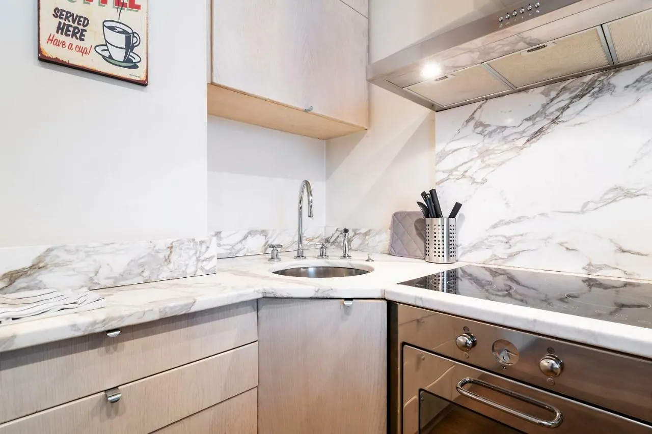Santo Stefano Luxury Apartment Milan Italy