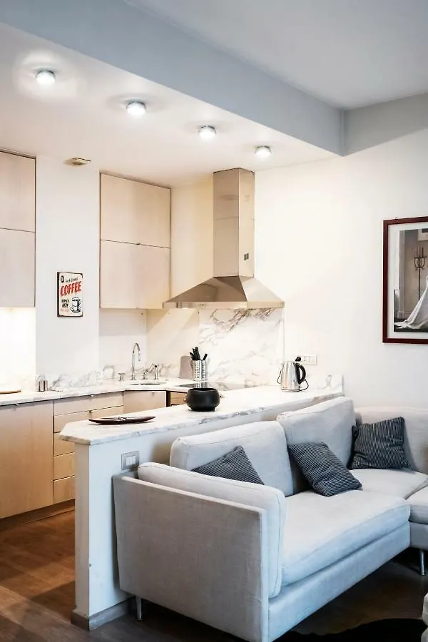Santo Stefano Luxury Apartment Milan 0*,  Italy