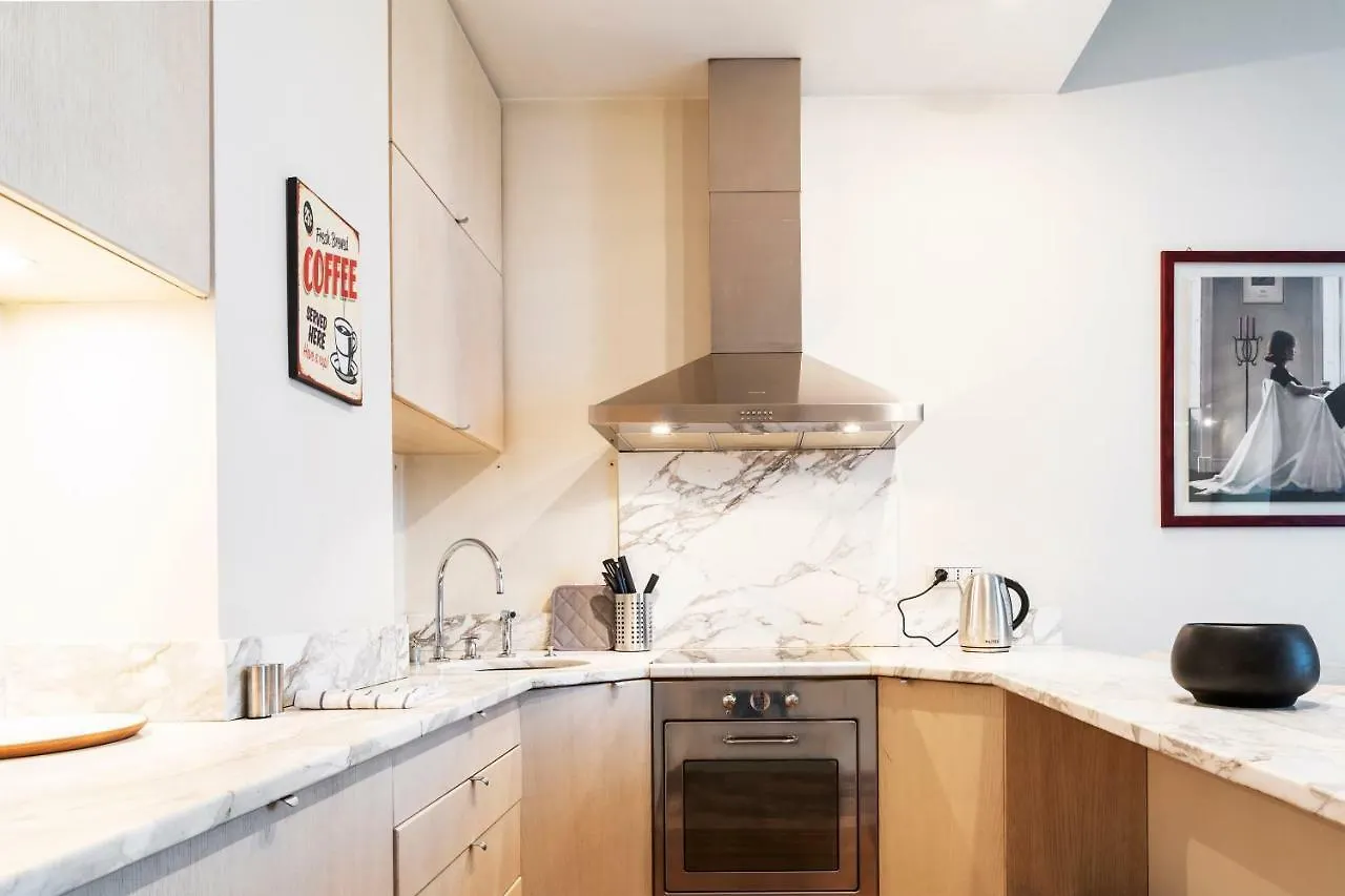 Santo Stefano Luxury Apartment Milan Italy