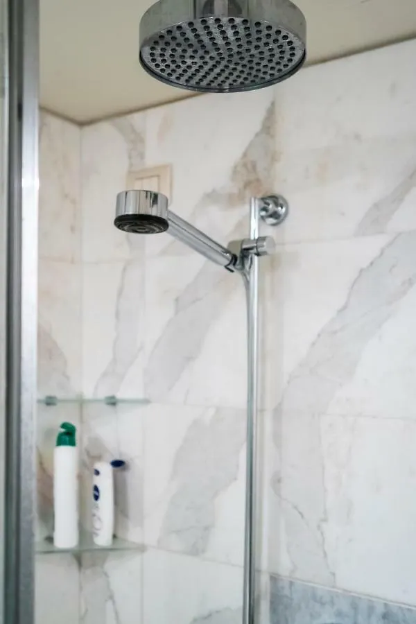 Santo Stefano Luxury Apartment Milan
